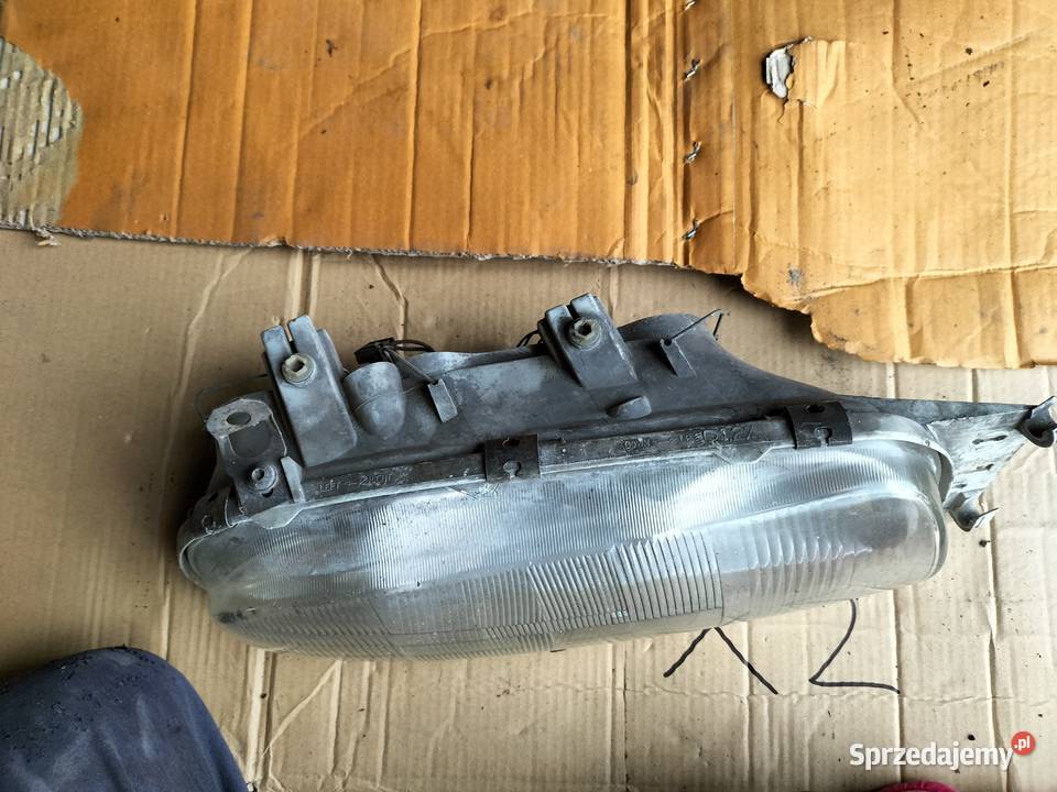 FORD FIESTA MK4 MK 4 LAMPA PRZÓD PRZEDNIA PRAWA Kamień-Kolonia