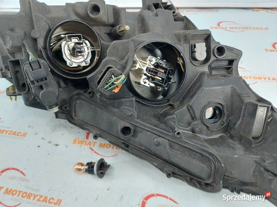PEUGEOT 208 lampa lewa przód ANGLIK 9802221580 osobowe Kielce