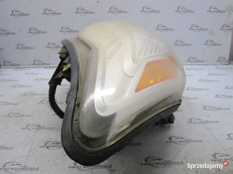 Ford Kuga I 10r Lampa prawa przód ANGLIK osobowe Kielce sprzedam