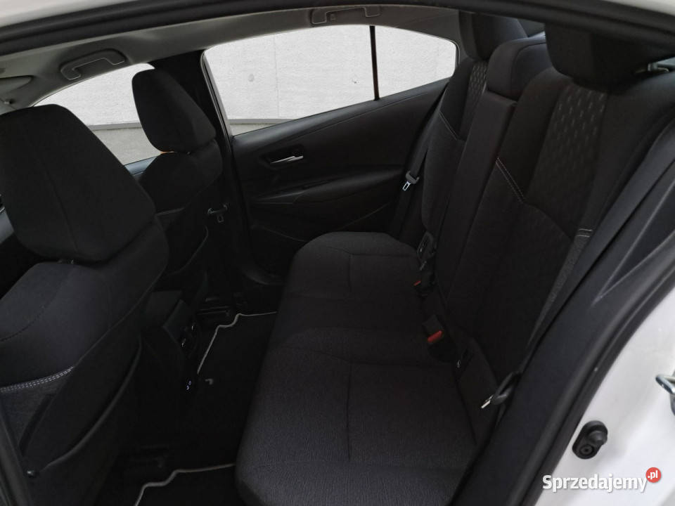 Toyota Corolla Seria E16 2012 dolnośląskie Komorniki