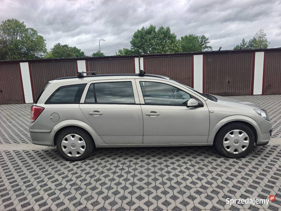 Opel Astra H kombi 16 LPG automat Opel dolnośląskie Wołów