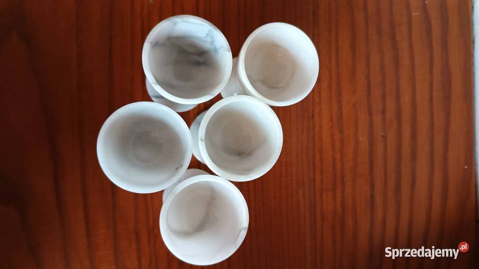 Marmurowe kieliszki do jajek zachodniopomorskie