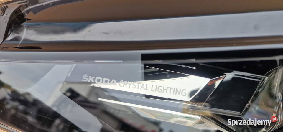 SKODA ENYAQ 5LB REFLEKTOR LAMPA PRAWY PRZÓD FULL