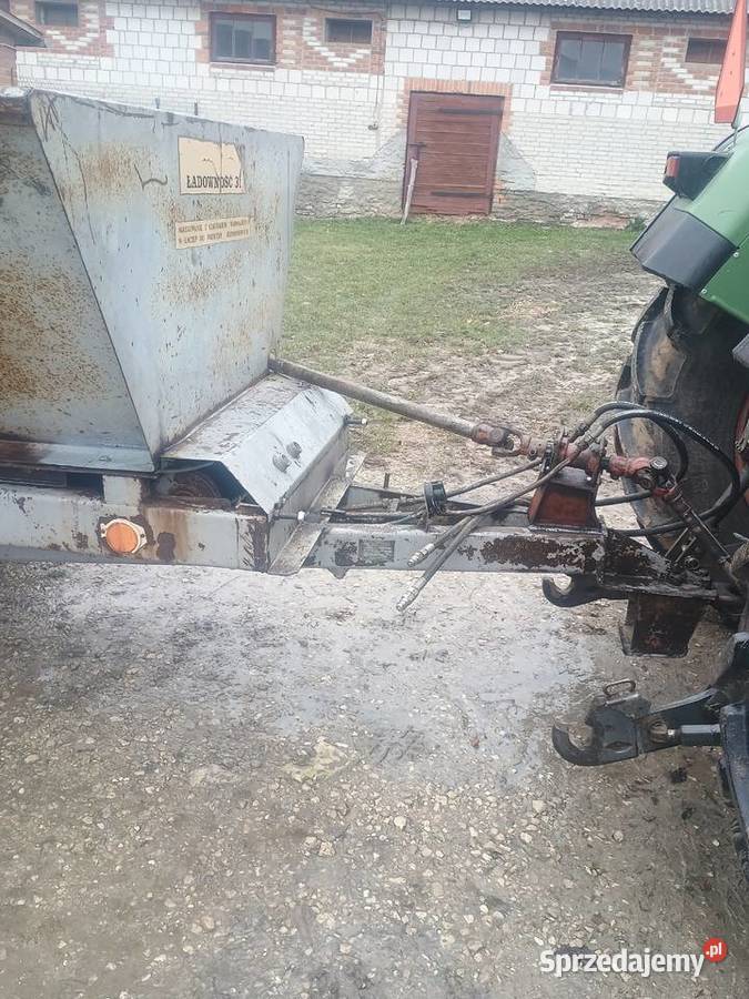 Rozsiewacz RCW 3 Rozsiewacze nawozów Mościska-Kolonia