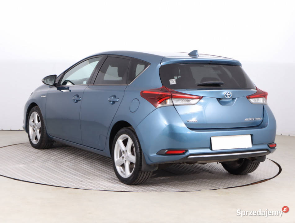 Toyota Auris Hybrid automatyczna