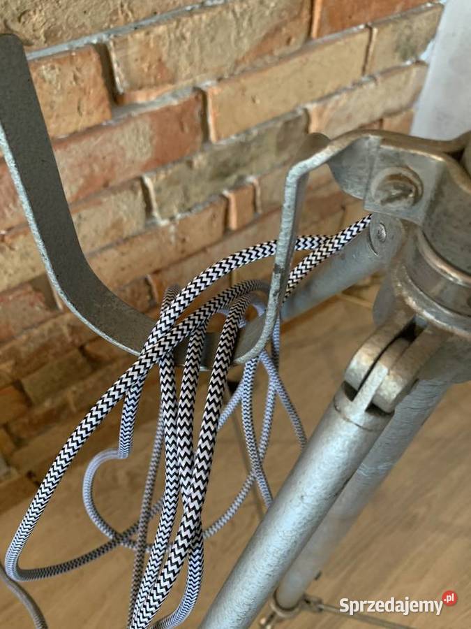 Lampa filmowa teatralna PRL loft Vintage 1963 r Lampy stołowe i nocne wielkopolskie