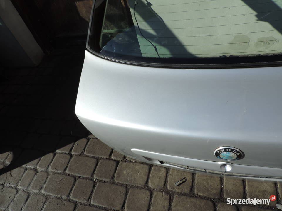 SKODA OCTAVIA I HB KLAPA BAGAŻNIKA TYŁ TYLNA Nowy Sącz sprzedam