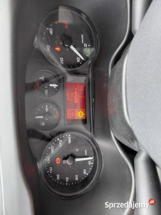 Iveco Daily Poleasingowe MHC Rok produkcji 2022 Komorniki