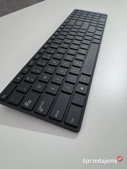 Syndyk sprzeda używany sprzęt komputerowy Pozostałe pomorskie Sopot sprzedam