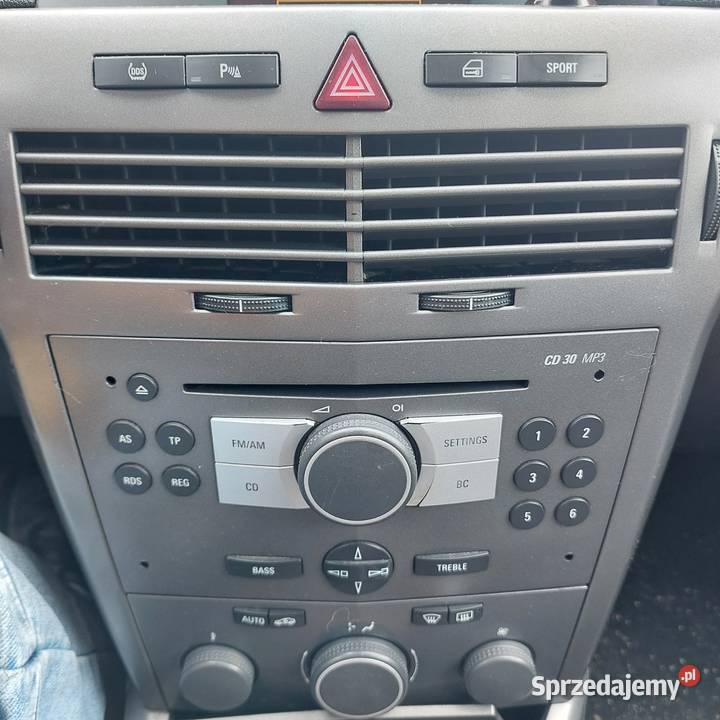 Opel Astra H 18 BG wersja Cosmo sport sprzedam