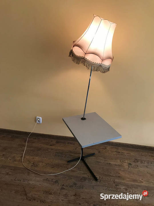 Lampa gazetnik z lampą podłogową ZZM Domgos