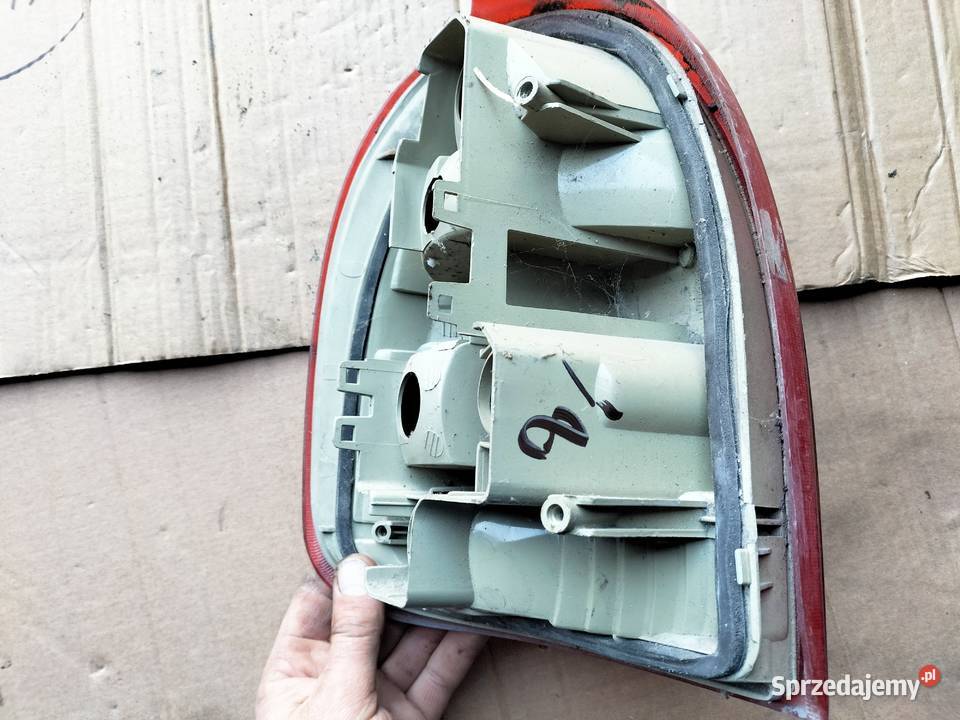 OPEL CORSA B LAMPA TYŁ PRAWA osobowe lubelskie