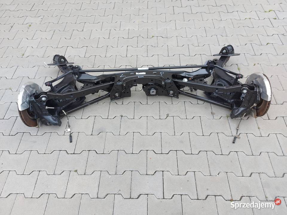 BMW iX1 X1 U11 Belka sanki zawieszenie tył