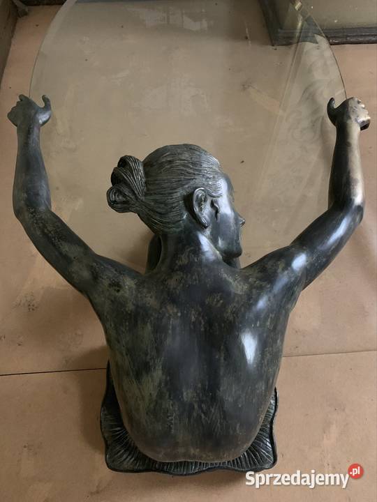 Ława z brązu kobieta akt Międzylesie