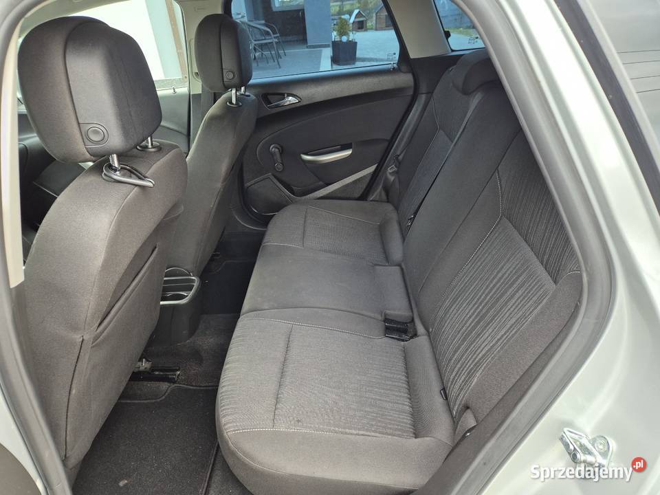 Opel Astra J 14 turbo Alu Klima Navi z Niemiec Sikórz