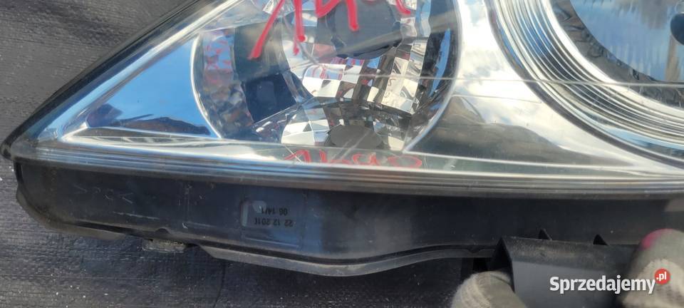 PEUGEOT 107 LEWY REFLEKTOR LAMPA LEWA PRZOD 1490 śląskie Ruda Śląska sprzedam