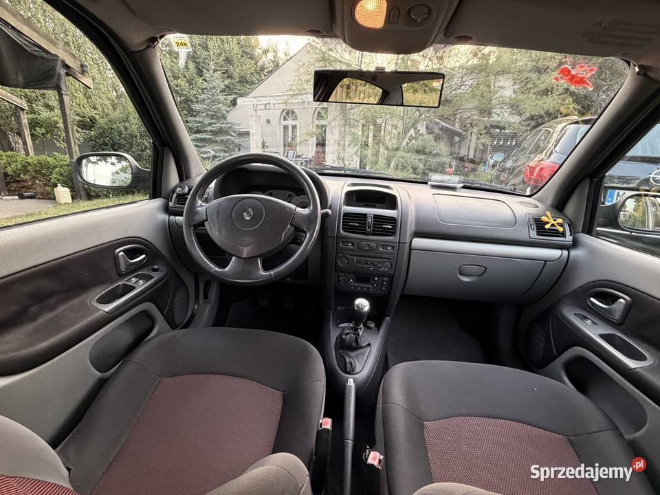 Renault Thalia stan nowy 1 właściciel salon CD Warszawa sprzedam
