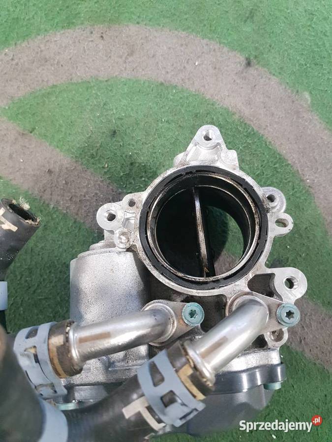 AUDI 20 TDI PRZEPUSTNICA 04L128063T 04L128059T Silniki i osprzęt Turek