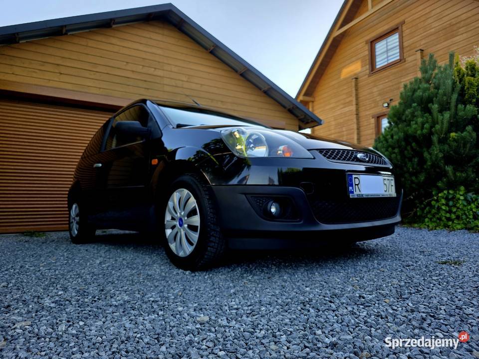 Ford Fiesta 2005r 13 benzyna LPG