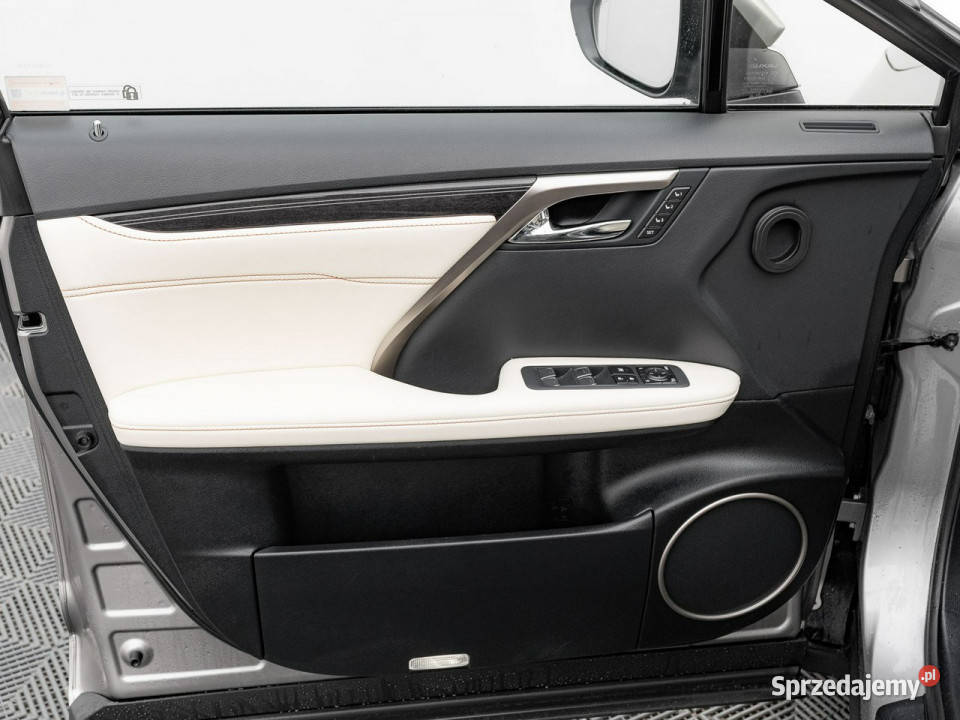 Lexus RX WD0768R450h Omotenashi Podgrz I wentylf światła do jazdy dziennej pomorskie sprzedam