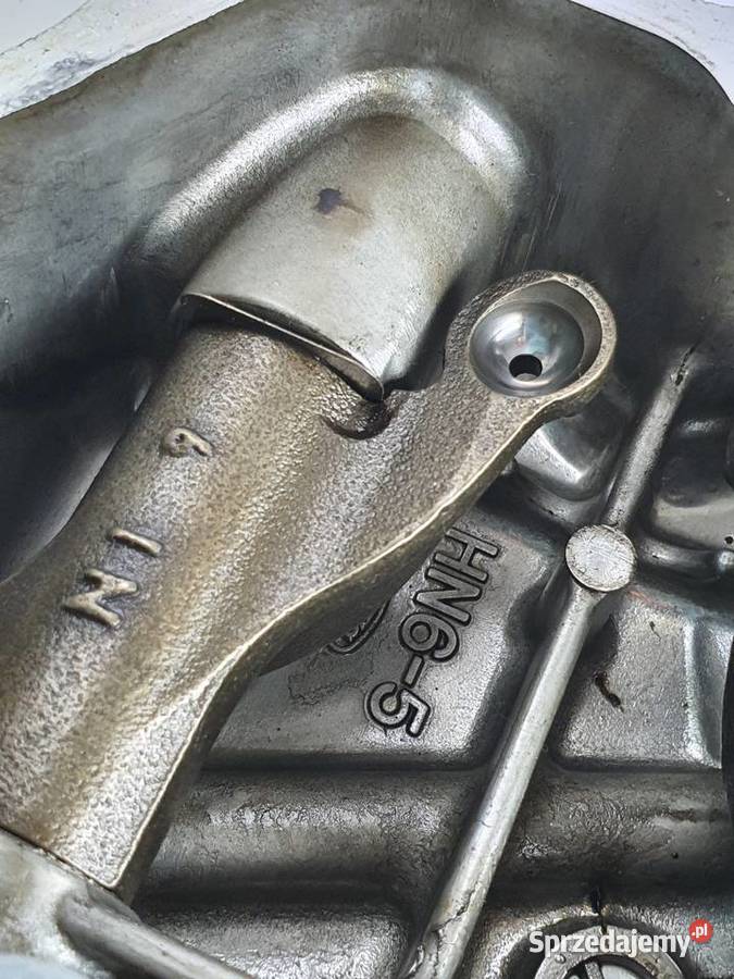 Pokrywa Zaworow Dekiel Dzwigienka Honda Trx 250 Łódź