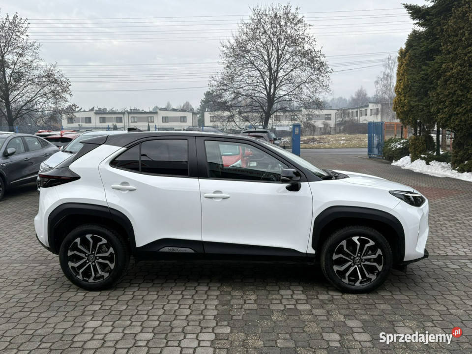 Toyota Yaris Cross Rezerwacja system Start-Stop Tarnowskie Góry
