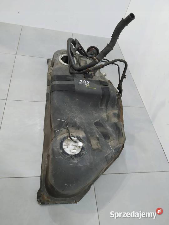ZBIORNIK PALIWA BAK 20 T Infiniti Q50 I 2013 Rok produkcji 2017 sprzedam