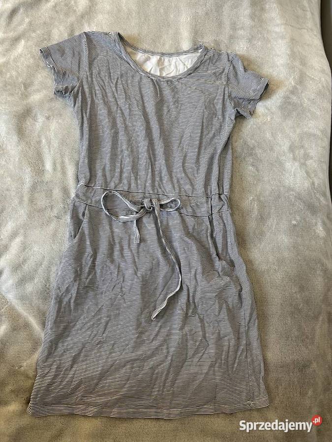 Sukienka dzianinowa w paski z krótkim rękawem i Jasło