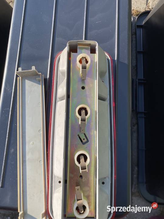NOWA Lampa Tylna Kompletna Mercedes T1 Kaczka łódzkie Kamocin