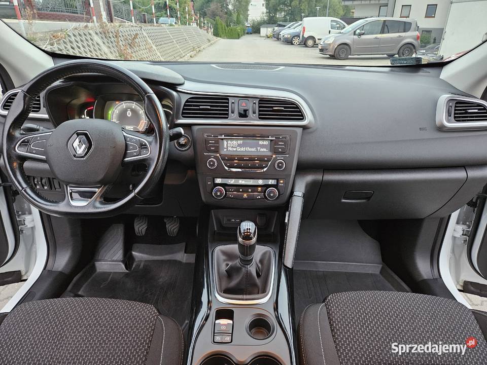 Renault Kadjar 2017 przebieg 62300 salon Polska gniazdo AUX