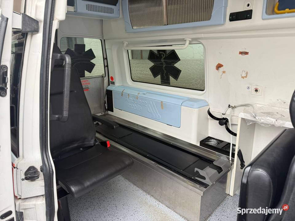 Vw Transporter T5 Ambulans Karetka Pogotowia nieuszkodzony dolnośląskie Legnica