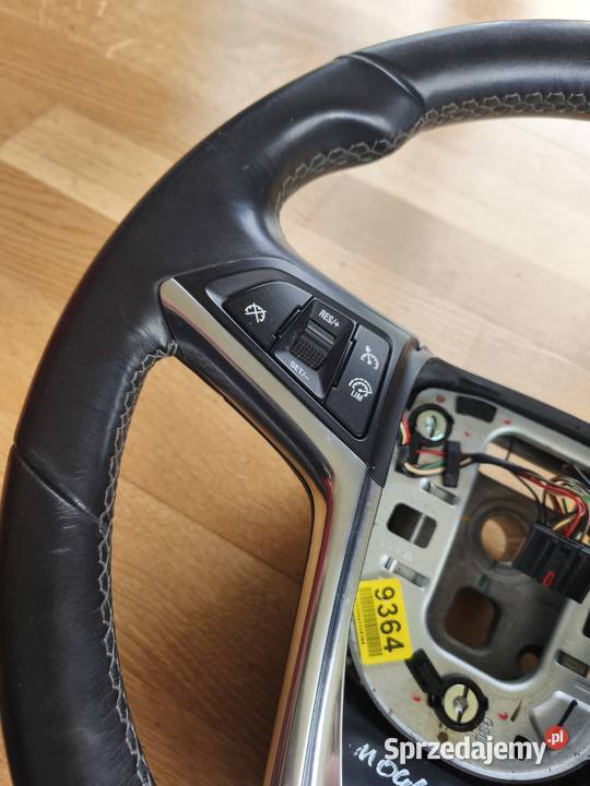 Kierownica Multifunkcyjna zafira c astra j mokka Kijany