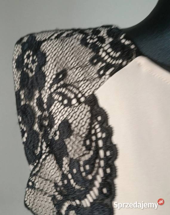 Beżowa Sukienka wyszywana czarną koronką kwiaty Spódnice i sukienki Krosno