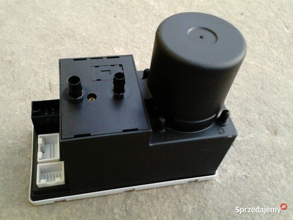 Pompka centralnego zamka Audi a 4 b5 Nowa Słupia