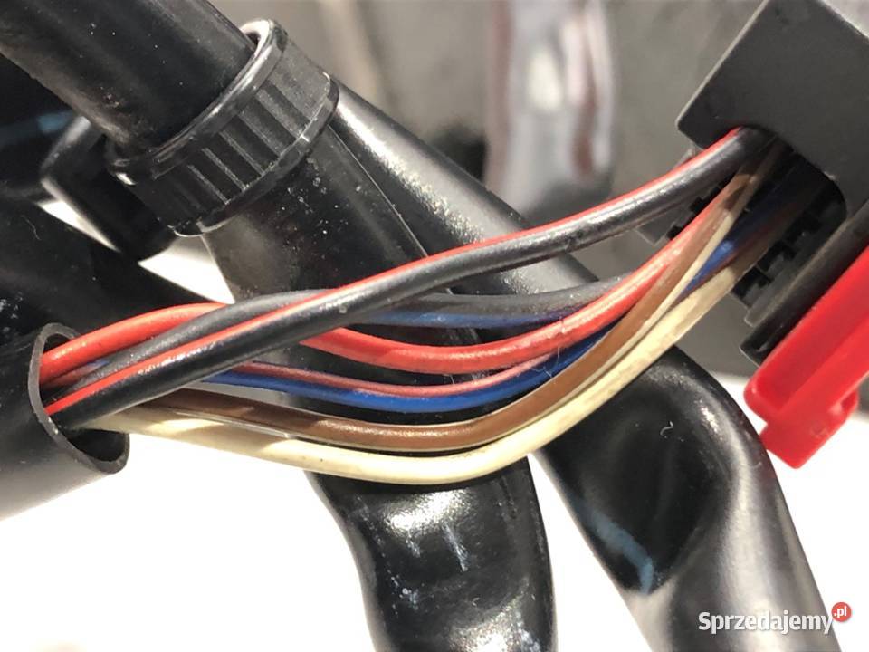 LUSTERKO LEWY VW GOLF V Hatchback 0310