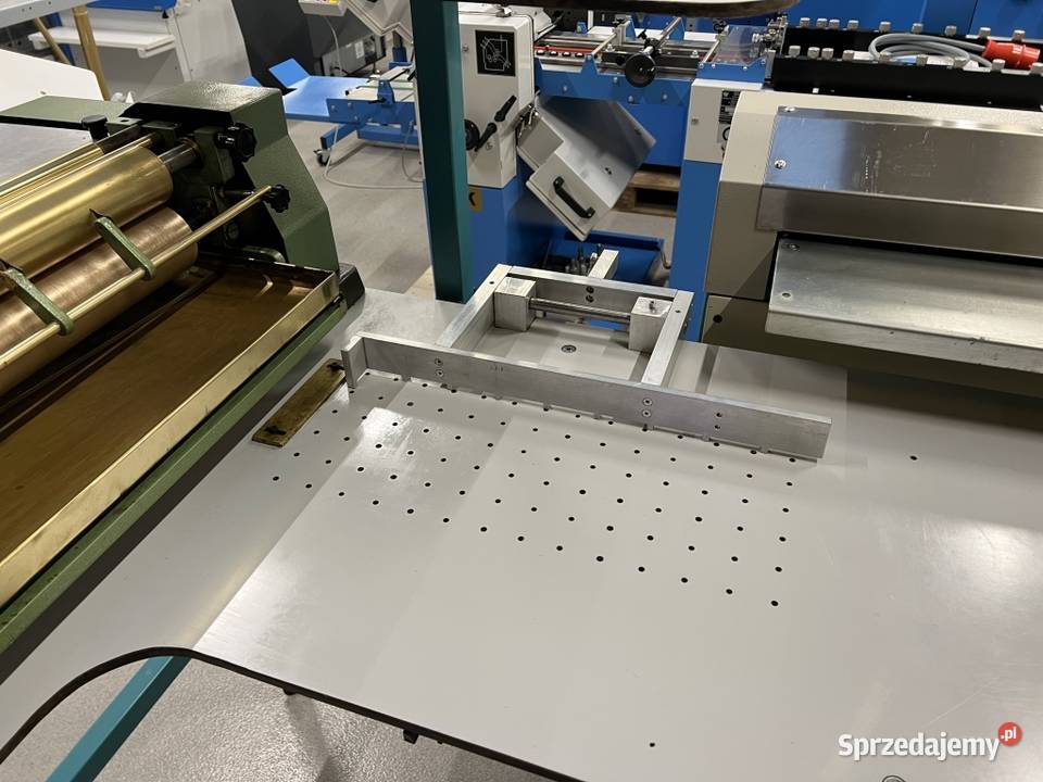 Stół do montażu okładek CMC Italia Cover Radom