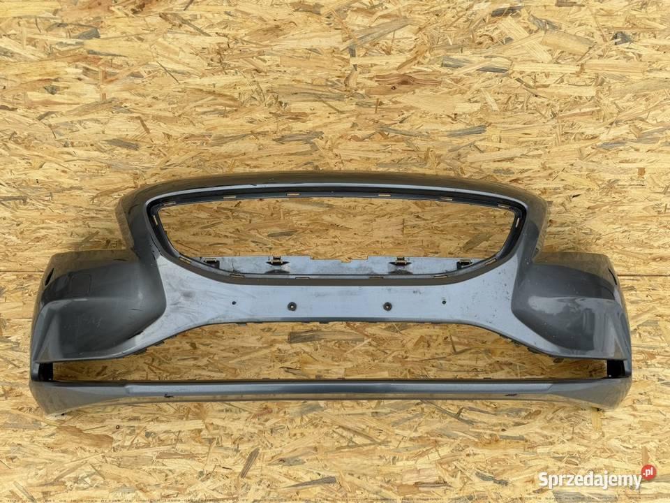 Zderzak przód Volvo v40 II 2 12 na spryski Międzychód