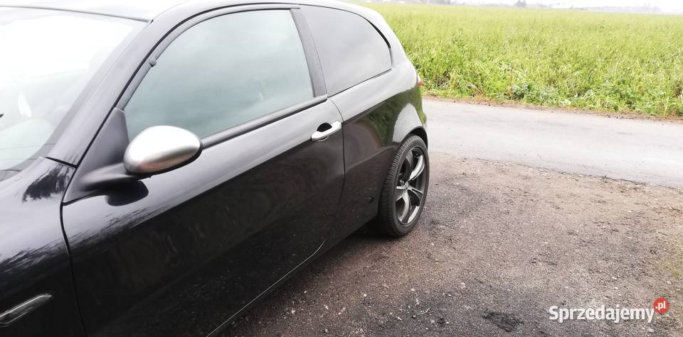 Alfa Romeo 147 Q2 19 jtdm 180 Samochody osobowe sprzedam
