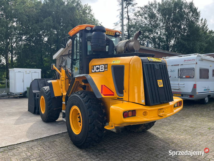 Ladowarka kolowa JCB