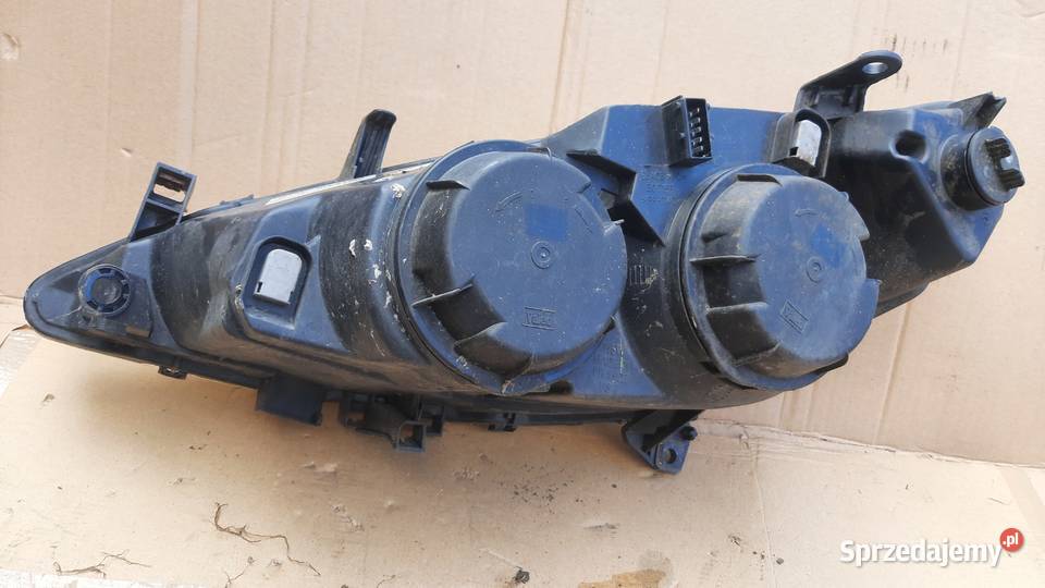 lampa przednia prawa Peugeot 307 0105r oryginał osobowe Dębno sprzedam