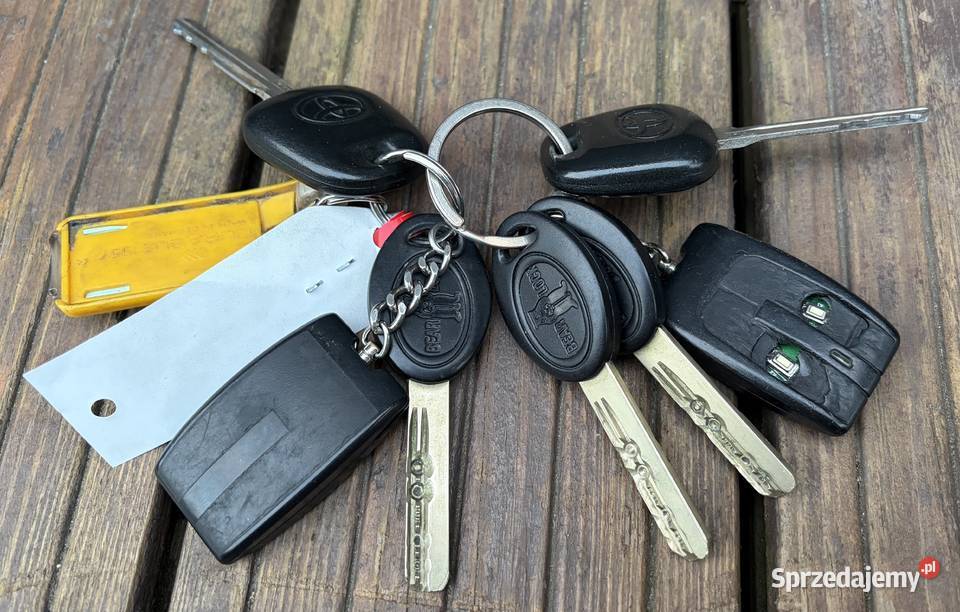 TOYOTA Yaris 13 Salon Serwis ASO niski przebieg mazowieckie Wieliszew sprzedam