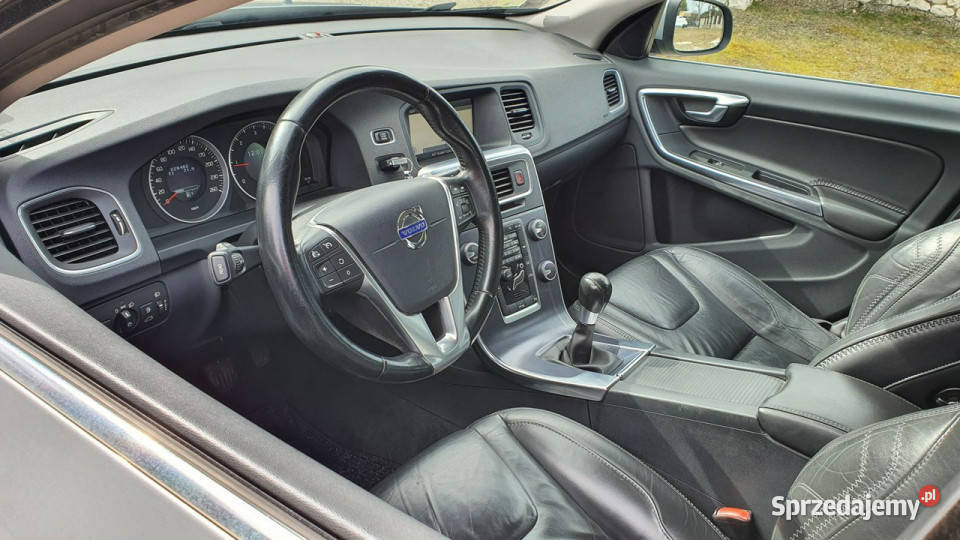 Volvo V60 16d D2 115 OCEAN RACE Navi Climatronic VAT marża Volvo świętokrzyskie Chmielnik