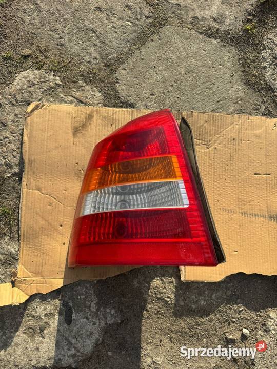 Lampa Lewa OPEL ASTRA GII Starachowice