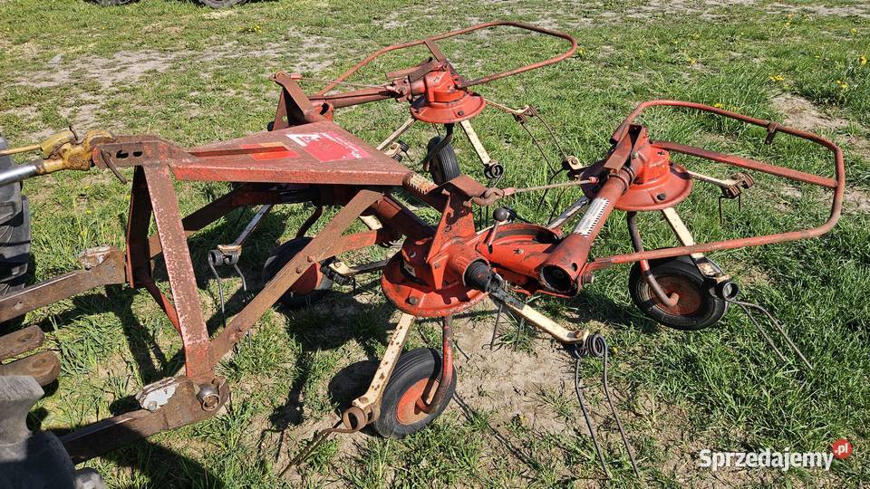 Przetrząsarka do siana fahr 4m 4 gwiazdy Deutz-Fahr Zgrabiarki i przetrząsacze Brodnica