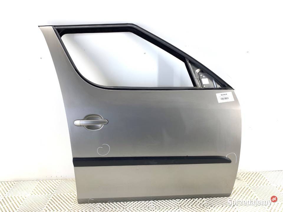 DRZWI PRAWY PRZÓD SKODA ROOMSTER Hatchback 0615 sprzedam