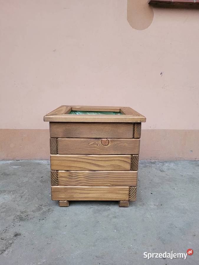 Doniczka drewniana Nowa Sarzyna