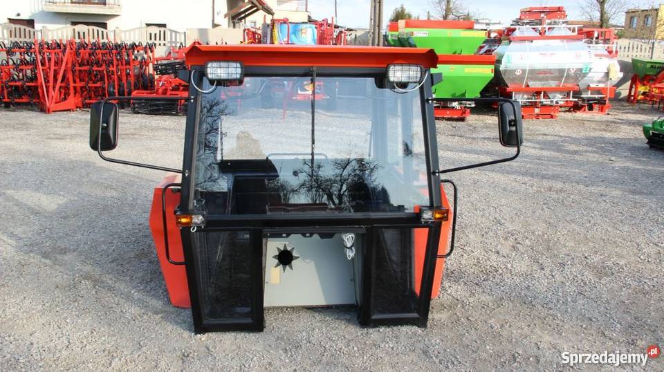 Kabina ciągnikowa do ciągnika MTZ 8082 kabiny Rogóźno