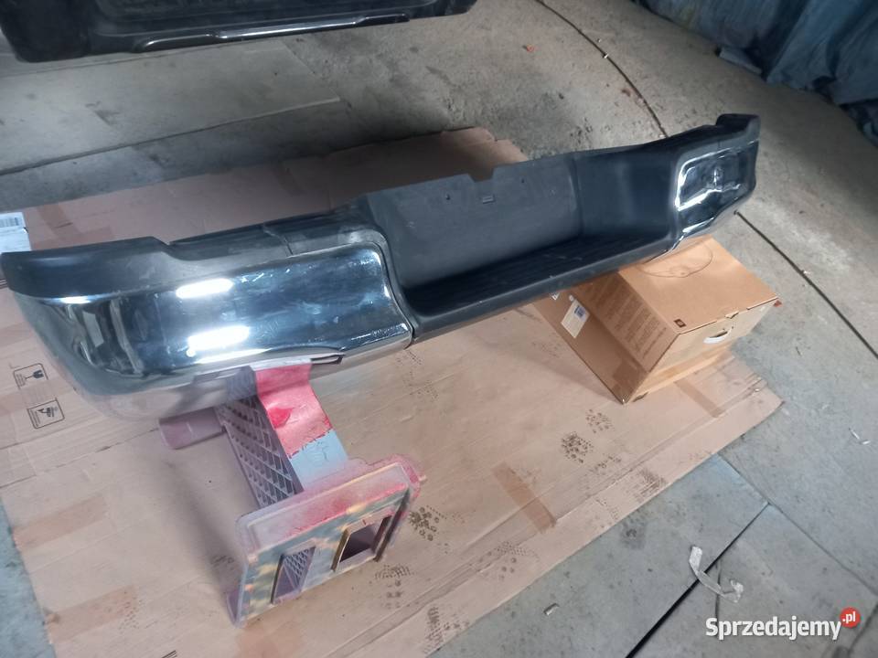 Zderzak hilux 2020r sprzedam