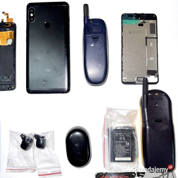 Zestaw elektroniki telefony urządzenia słuchawki