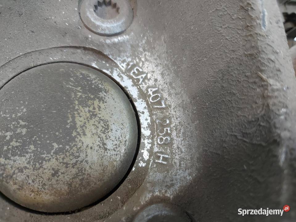 Skoda Enyaq 5LA iV60 PIASTA ZWROTNICA PRAWY